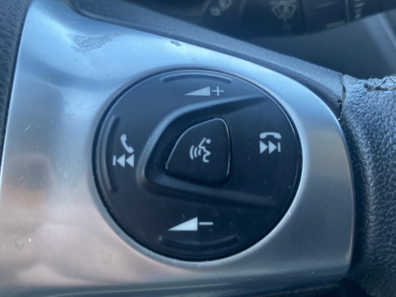 Ford Escape 4WD 4dr Titanium 2015