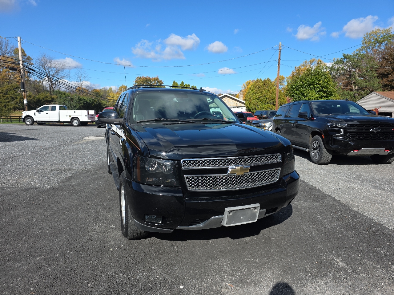 Chevrolet Avalanche 4WD Crew Cab LT 2011