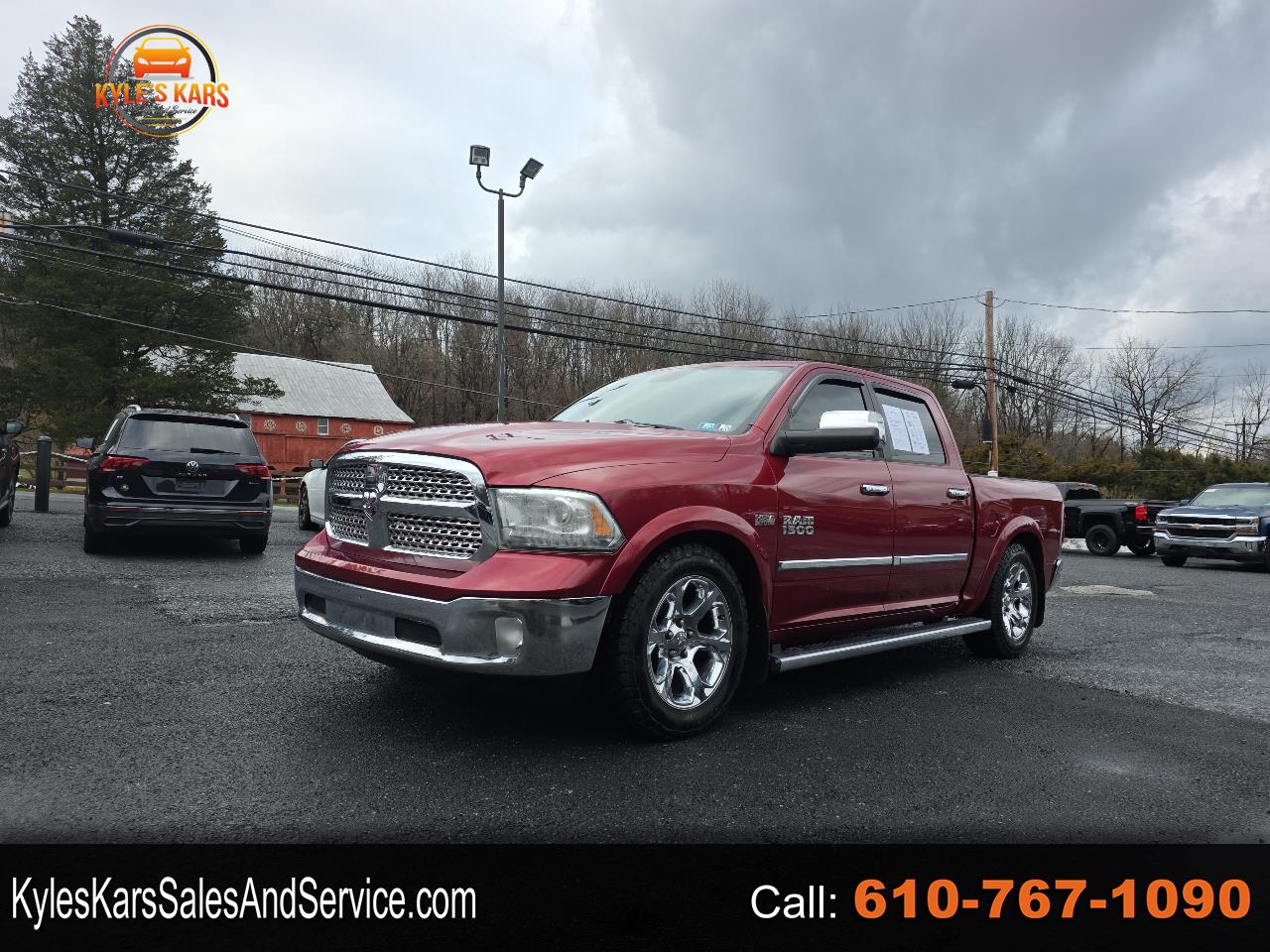 2013 RAM 1500 4WD Crew Cab 140.5" Laramie