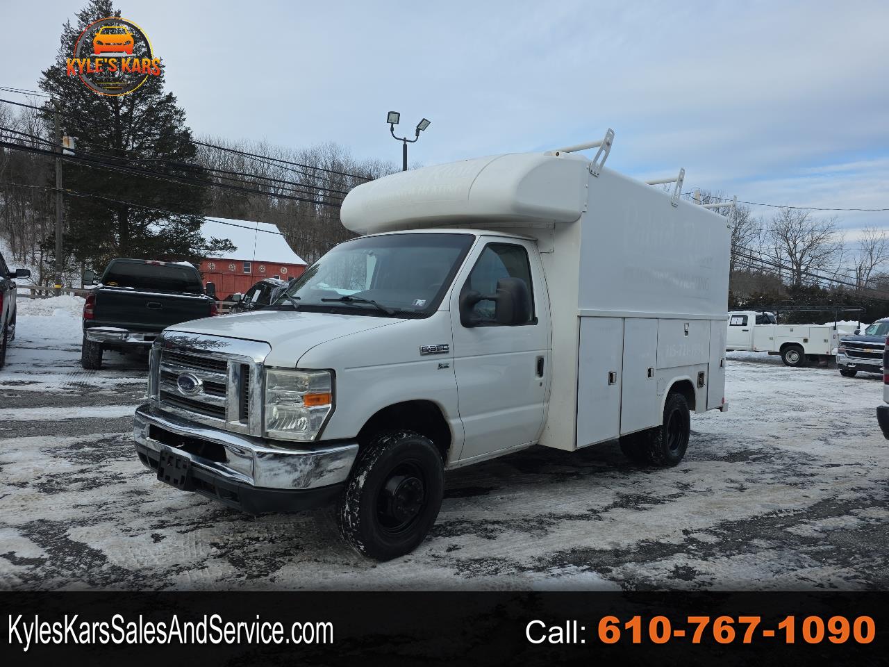 2011 Ford Econoline Commercial Cutaway E-350 Super Duty 138" 5-Spd SRW