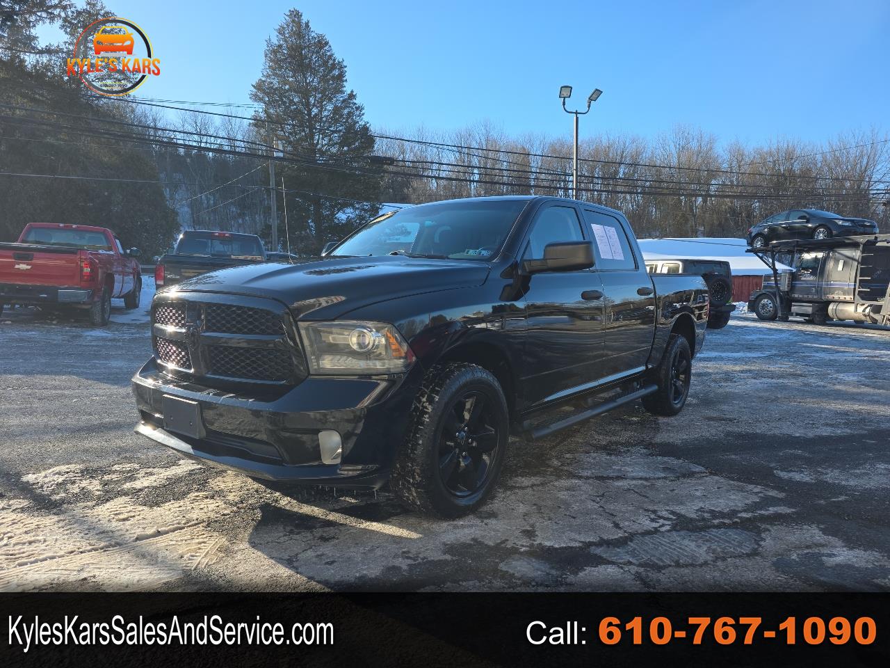 2014 RAM 1500 4WD Crew Cab 140.5" Express