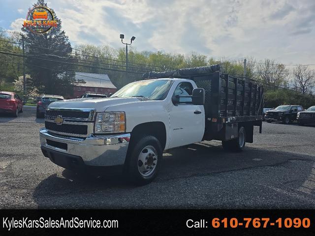 White 2014 Chevrolet Silverado 3500HD Pickup Truck 4X2 Automatic