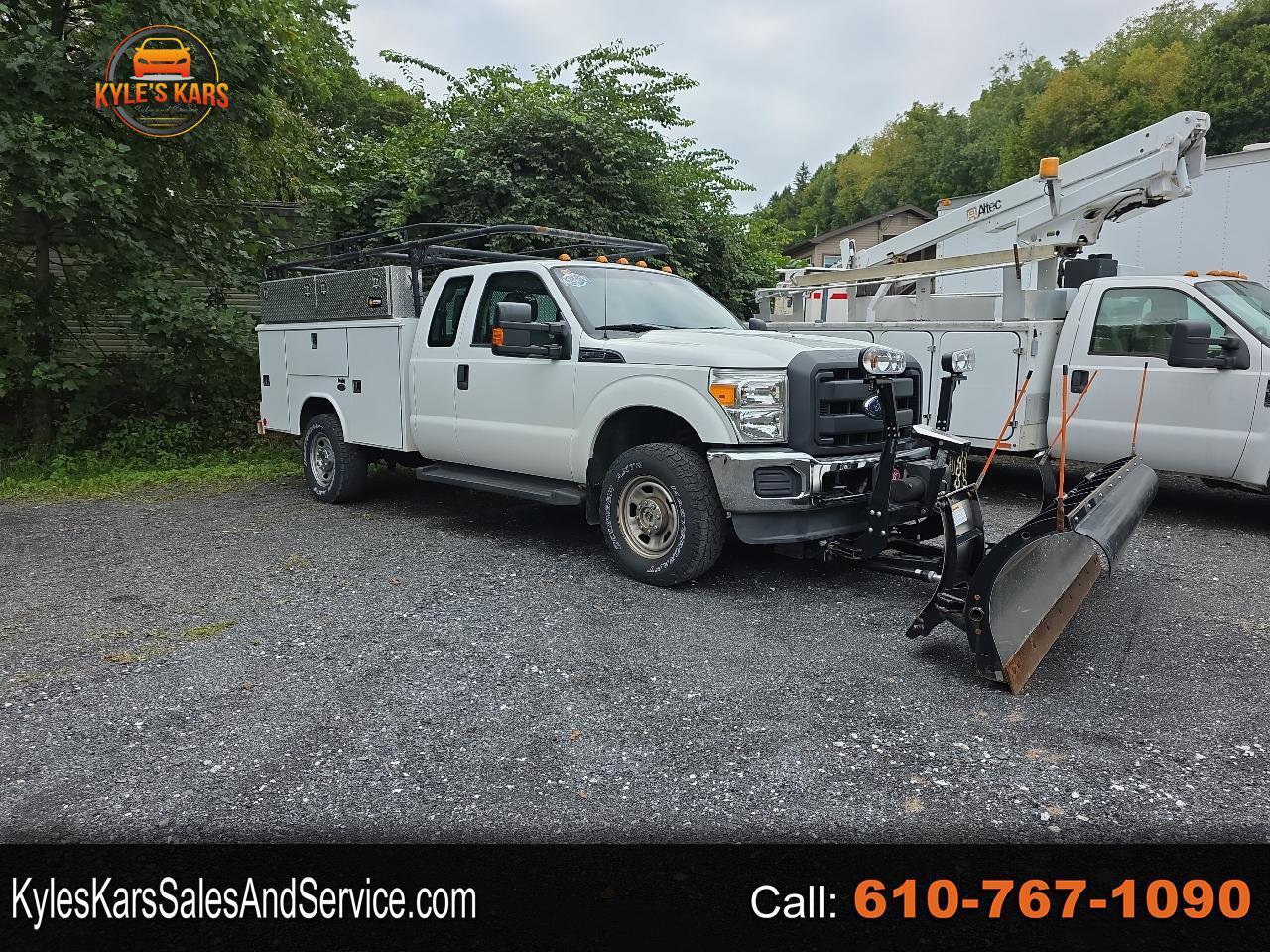 2014 Ford Super Duty F-350 SRW 4WD SuperCab 162" WB 60" CA XL