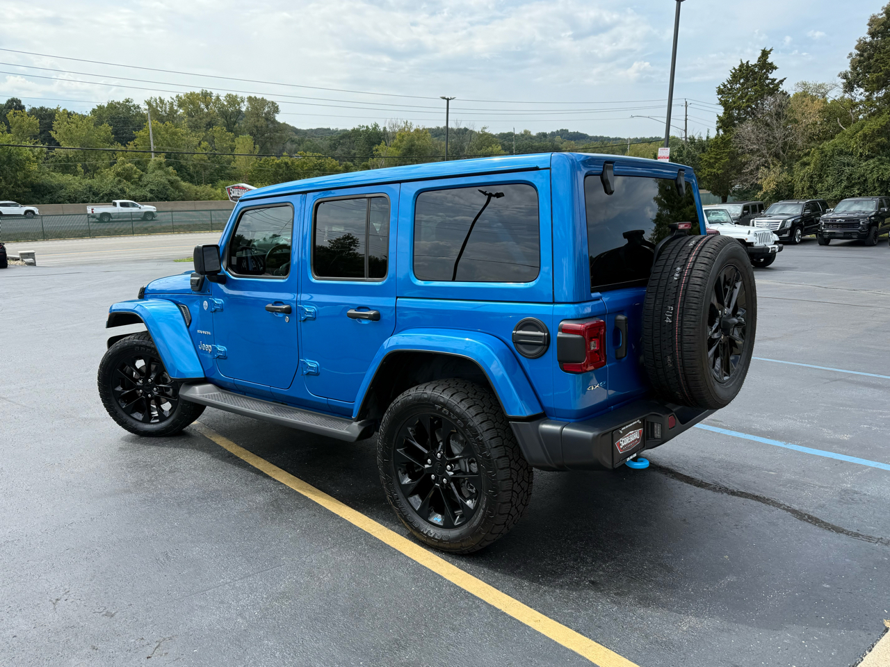 Jeep Wrangler 4xe Unlimited Sahara 4x4 2022 Jeep Wrangler 4xe Unlimited Sahara 4x4 2022