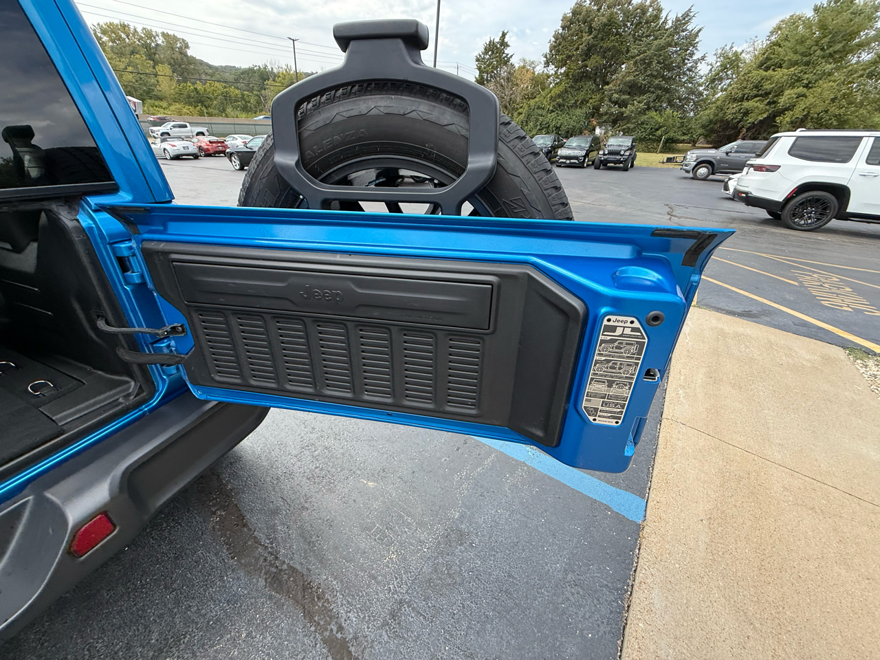 Jeep Wrangler 4xe Unlimited Sahara 4x4 2022 Jeep Wrangler 4xe Unlimited Sahara 4x4 2022