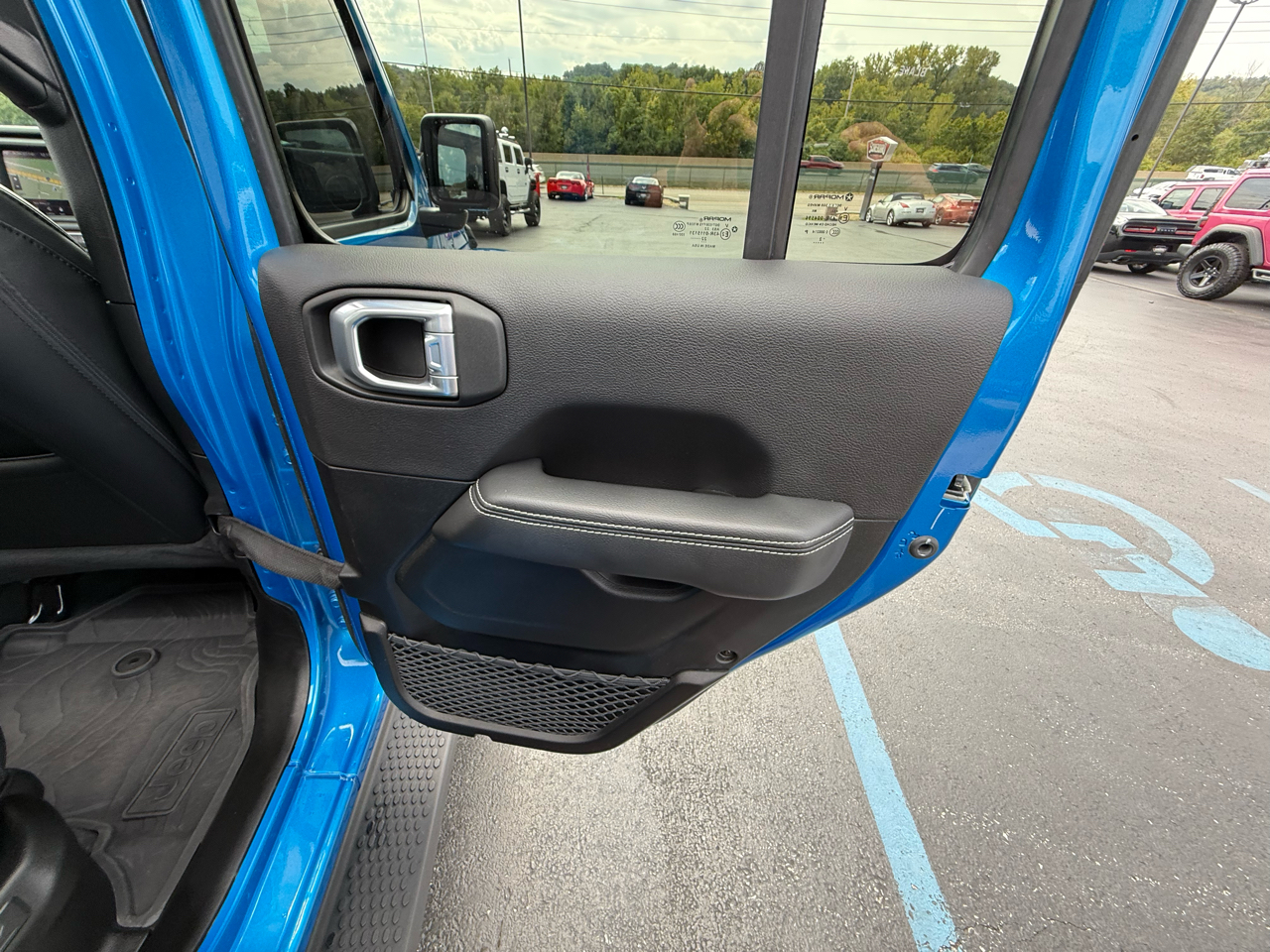 Jeep Wrangler 4xe Unlimited Sahara 4x4 2022 Jeep Wrangler 4xe Unlimited Sahara 4x4 2022