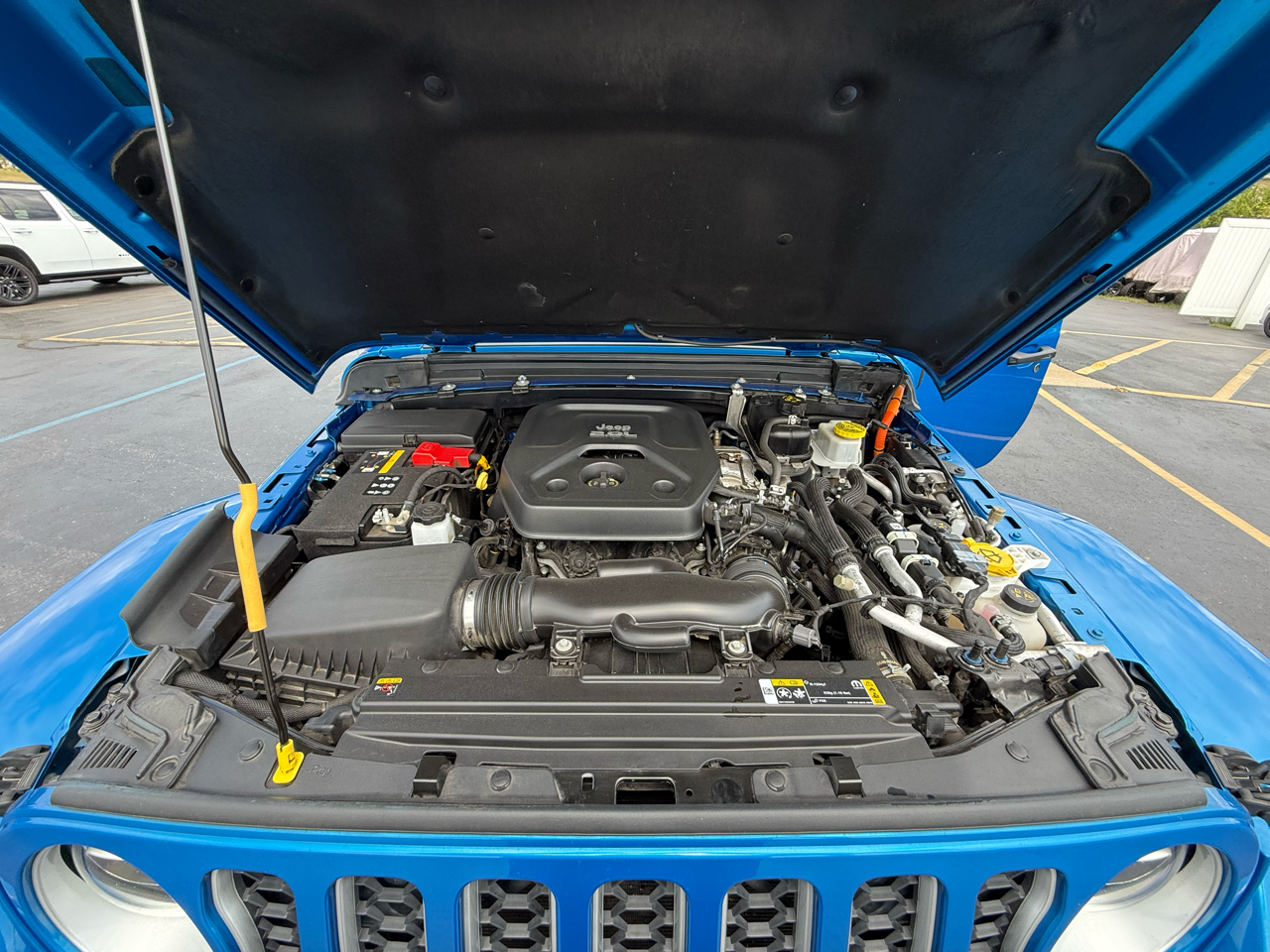 Jeep Wrangler 4xe Unlimited Sahara 4x4 2022 Jeep Wrangler 4xe Unlimited Sahara 4x4 2022