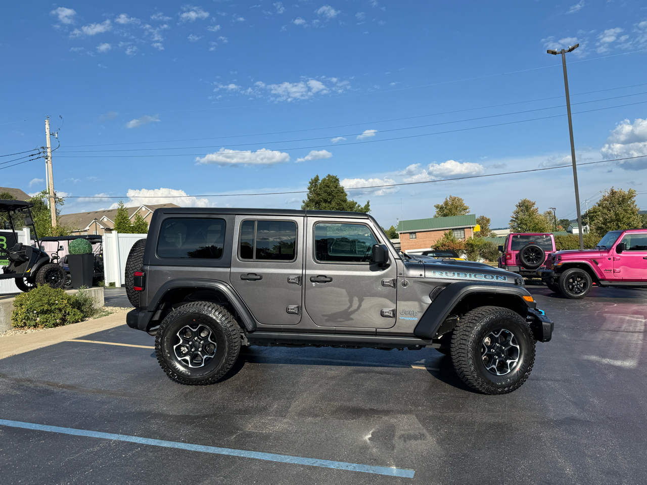 2022 Jeep Wrangler 4xe Unlimited Rubicon photo 2