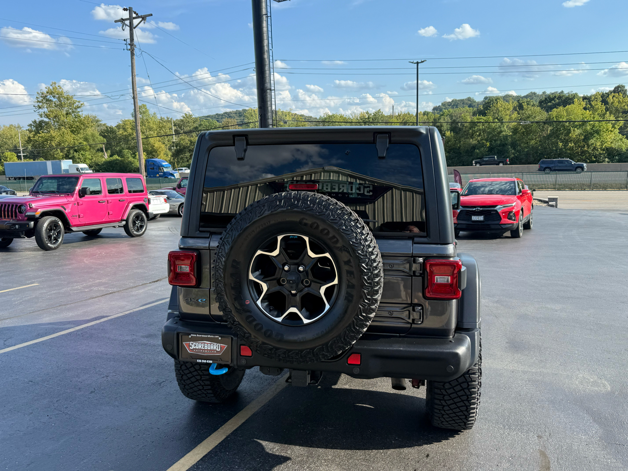 2022 Jeep Wrangler 4xe Unlimited Rubicon photo 4