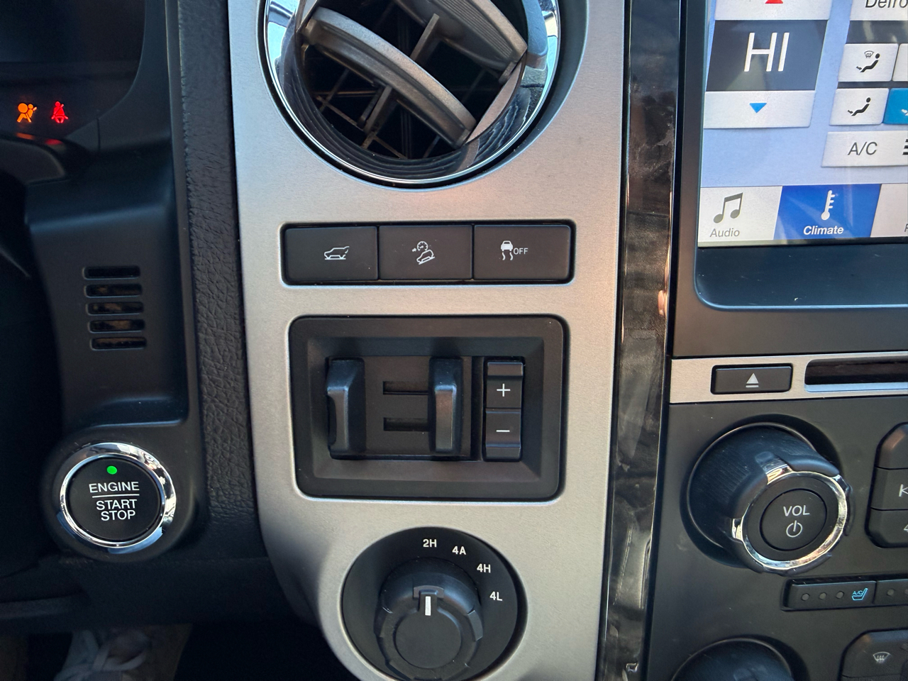 Ford Expedition EL 4WD 4dr Limited 2016