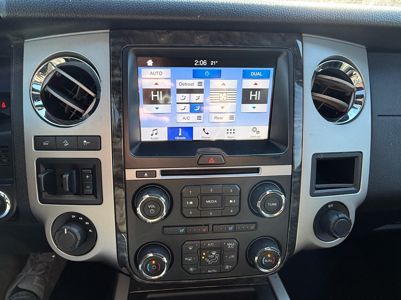 Ford Expedition EL 4WD 4dr Limited 2016