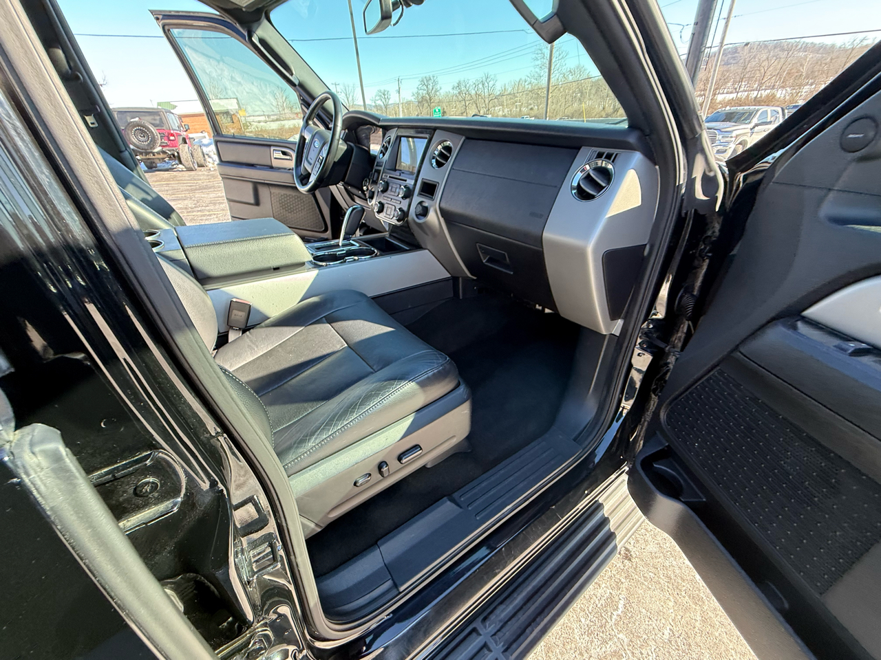 Ford Expedition EL 4WD 4dr Limited 2016