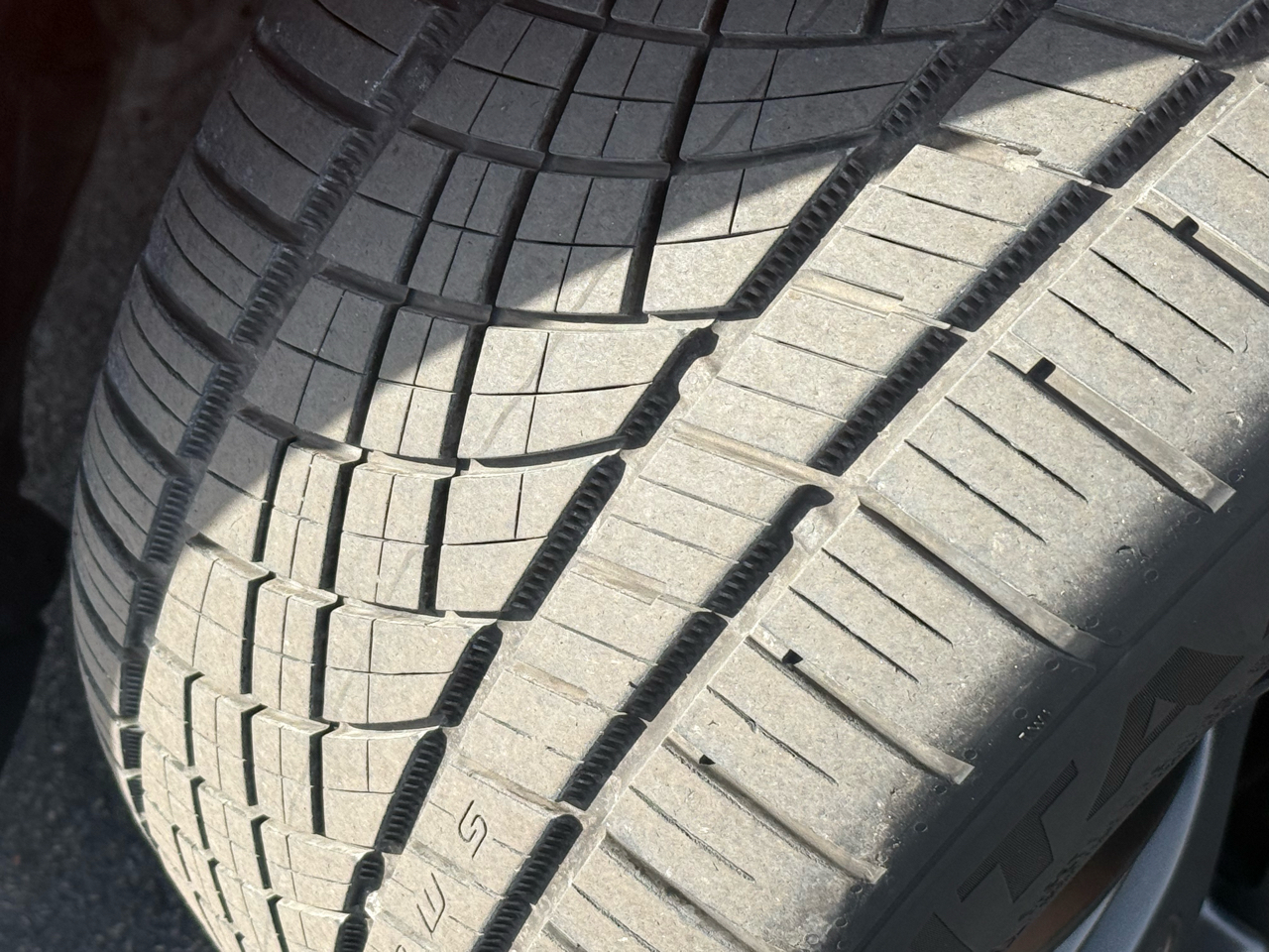 Dodge Challenger 2dr Cpe SRT Hellcat 2016