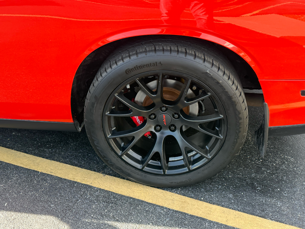 Dodge Challenger 2dr Cpe SRT Hellcat 2016