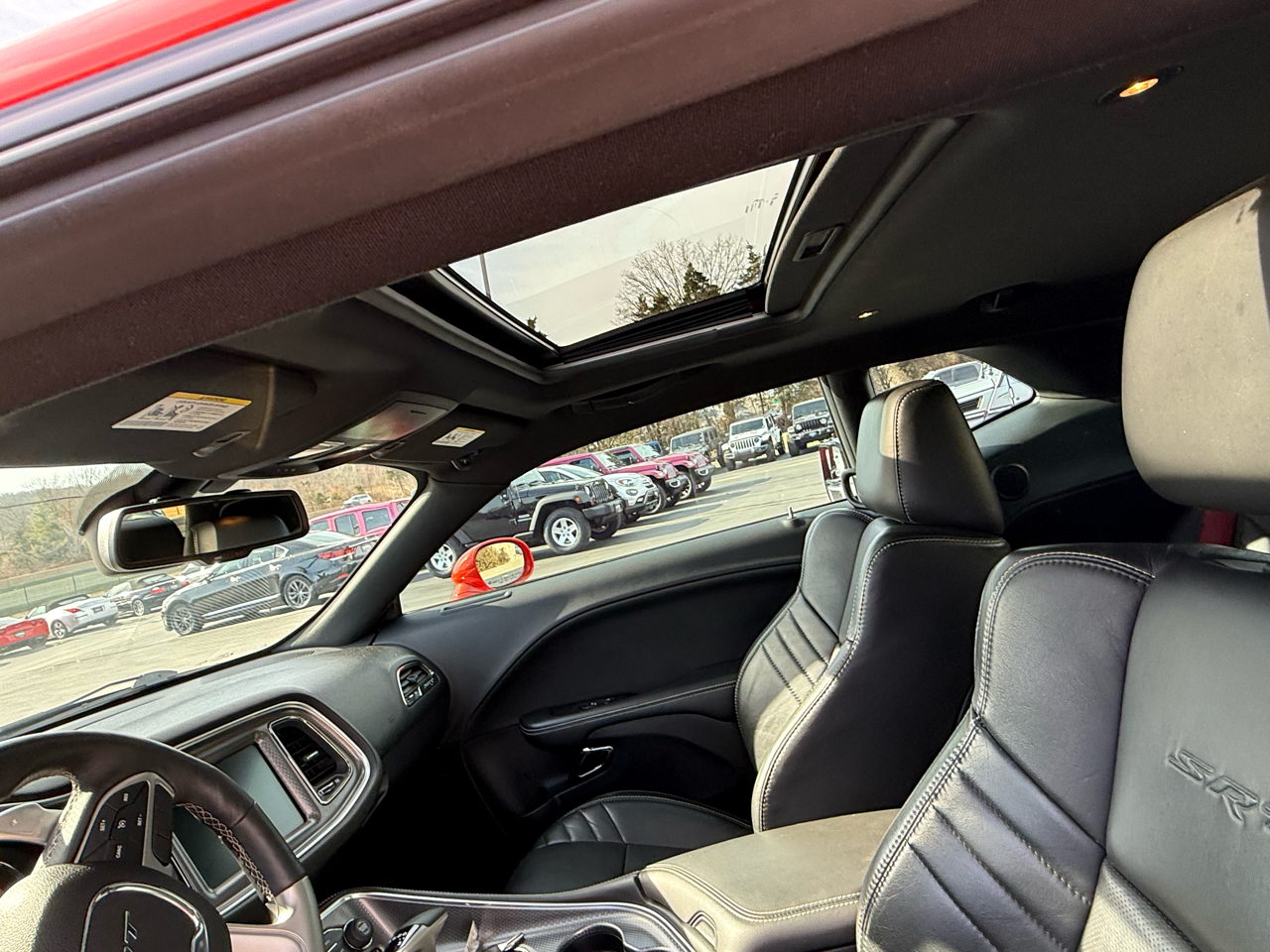 Dodge Challenger 2dr Cpe SRT Hellcat 2016