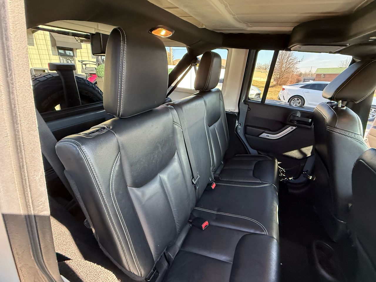 Jeep Wrangler Unlimited 4WD 4dr Rubicon 2015