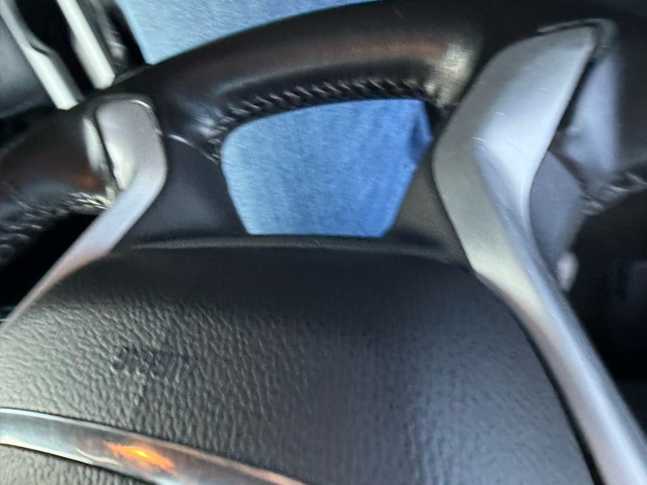 GMC Canyon 4WD Crew Cab 140.5" SLT 2017