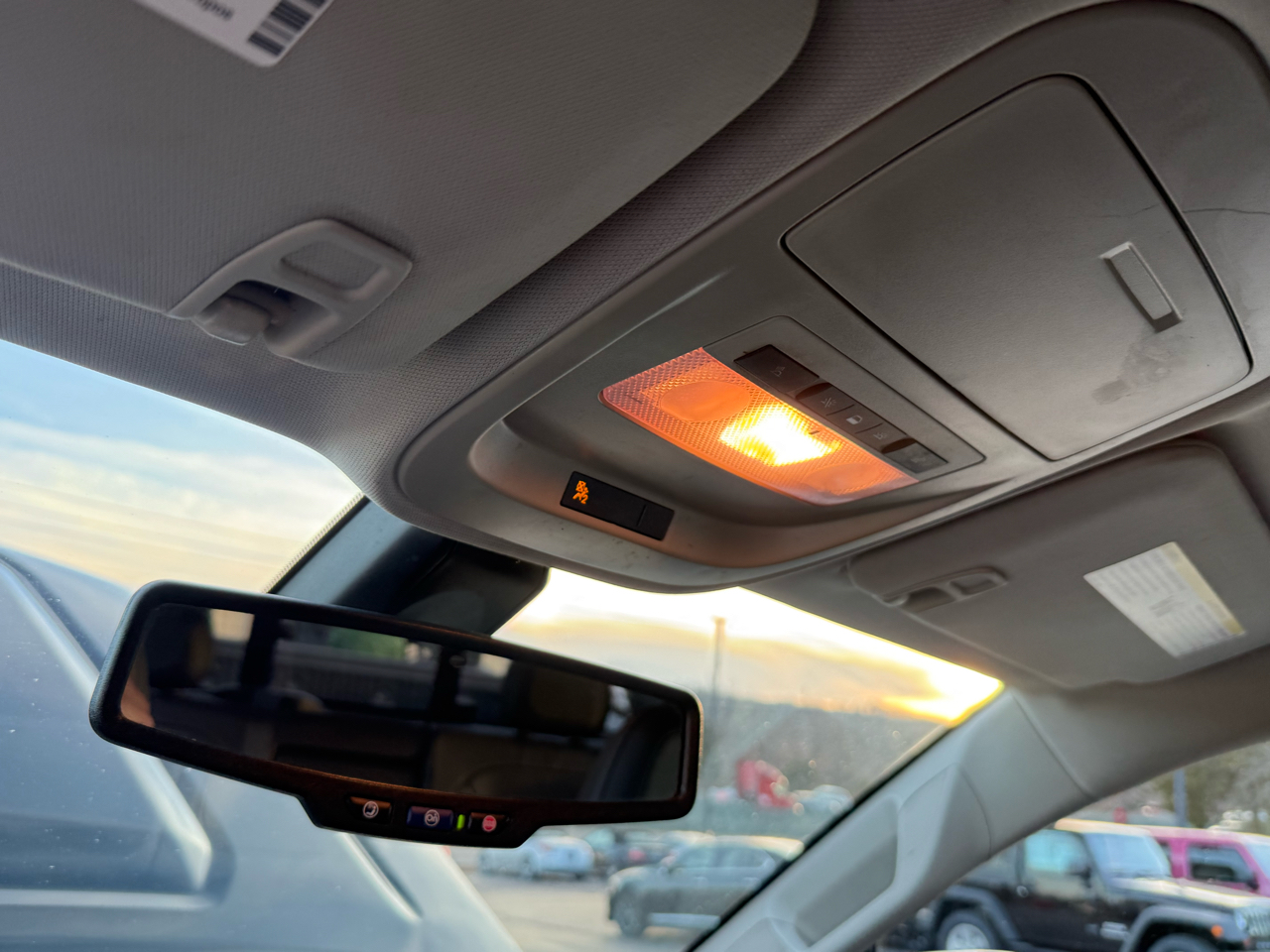 GMC Canyon 4WD Crew Cab 140.5" SLT 2017