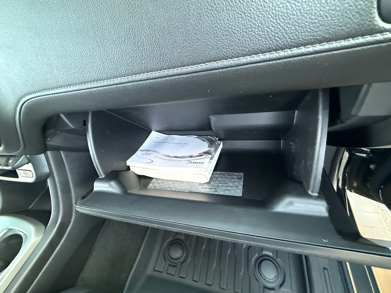 GMC Canyon 4WD Crew Cab 140.5" SLT 2017