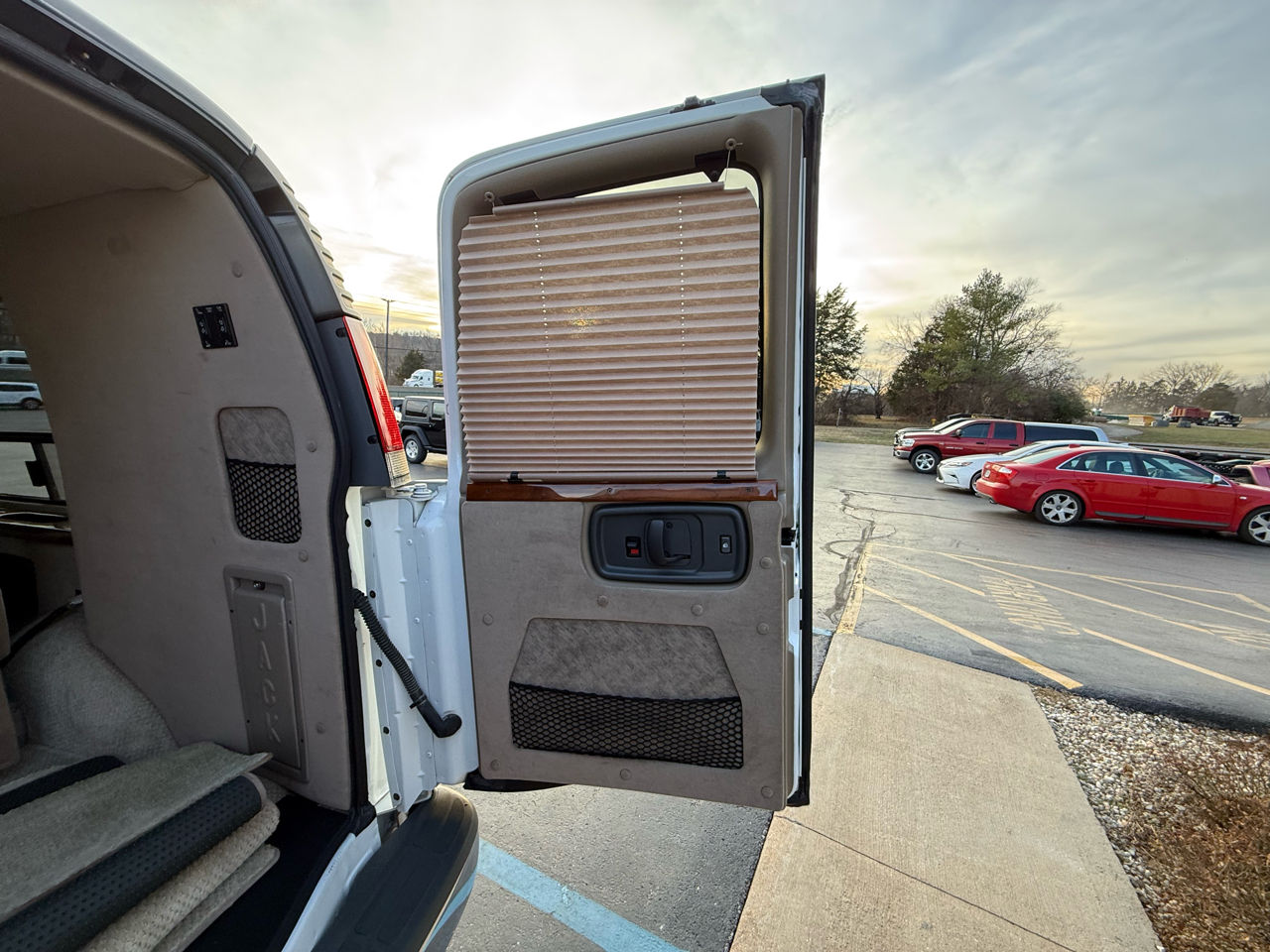 Chevrolet Conversion Van  2002