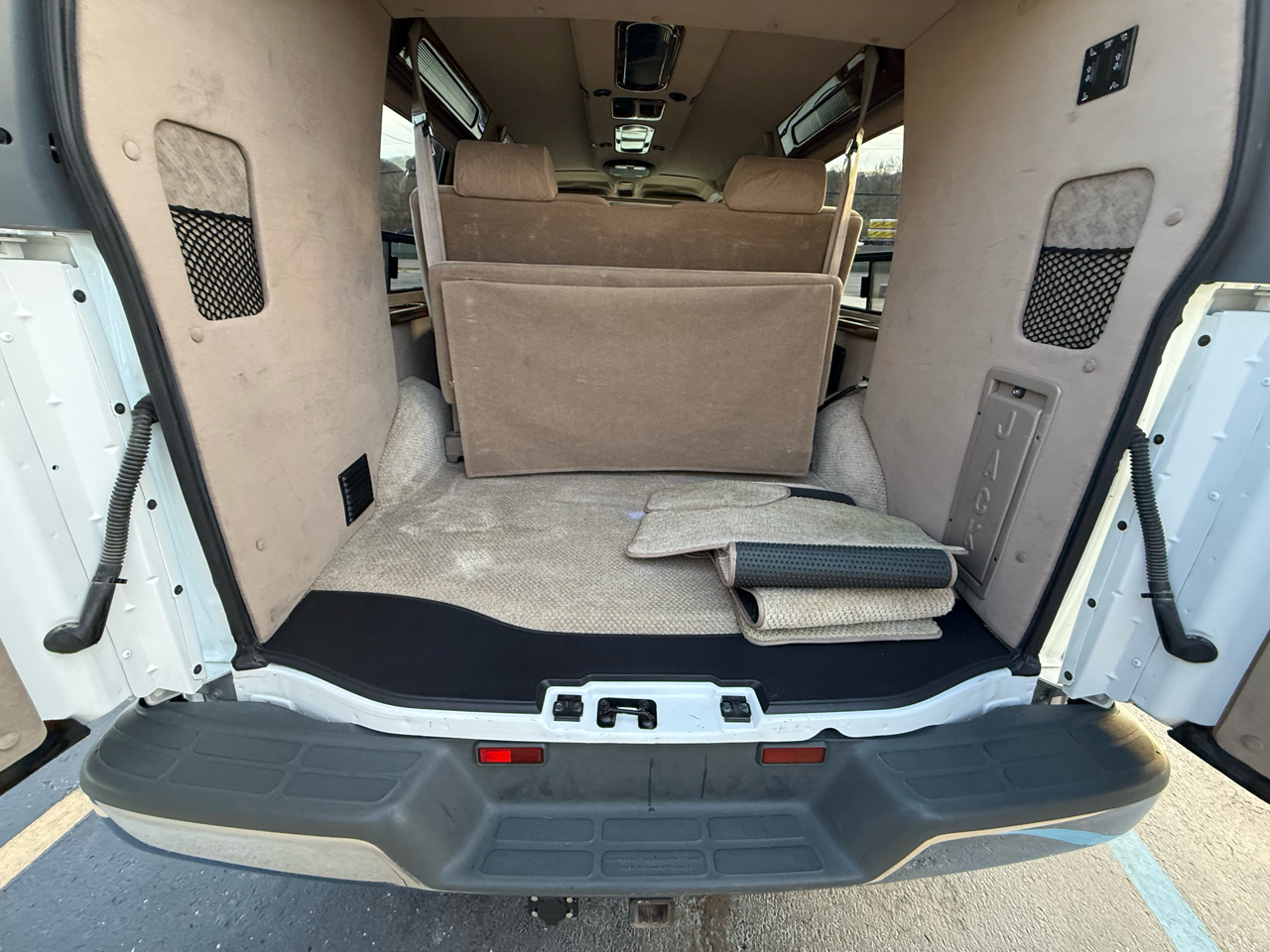 Chevrolet Conversion Van  2002