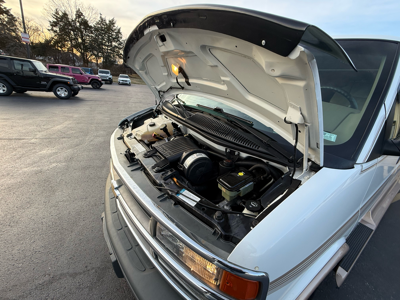 Chevrolet Conversion Van  2002