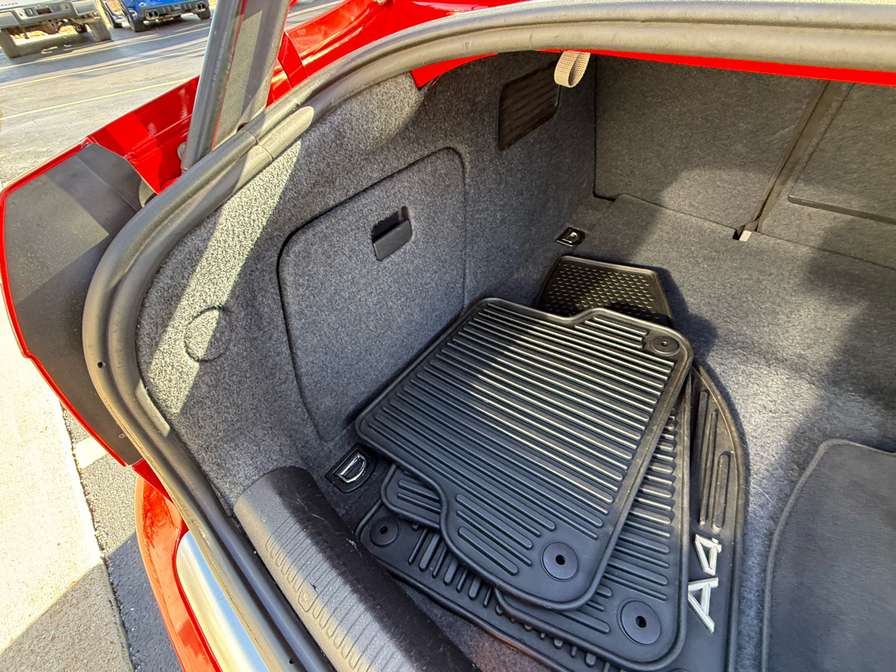 Audi S4 quattro 2004