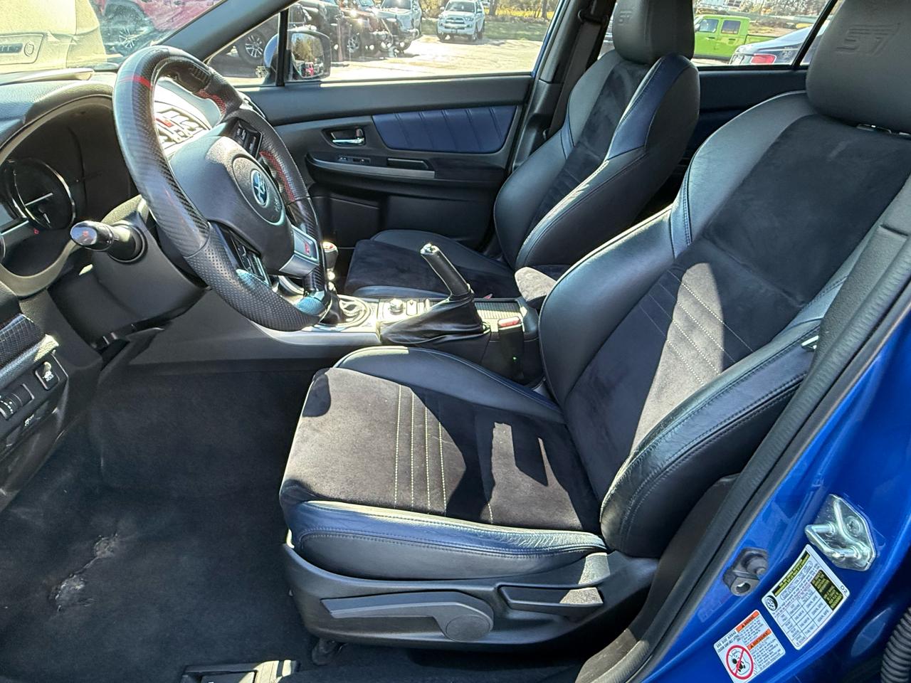 Subaru WRX STI 4dr Sdn Launch Edition 2015