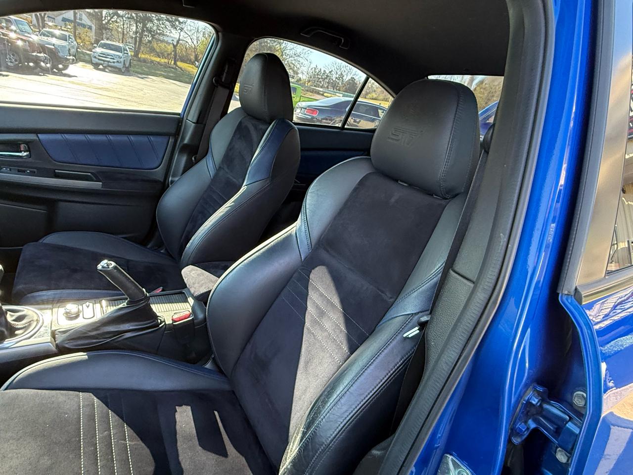 Subaru WRX STI 4dr Sdn Launch Edition 2015