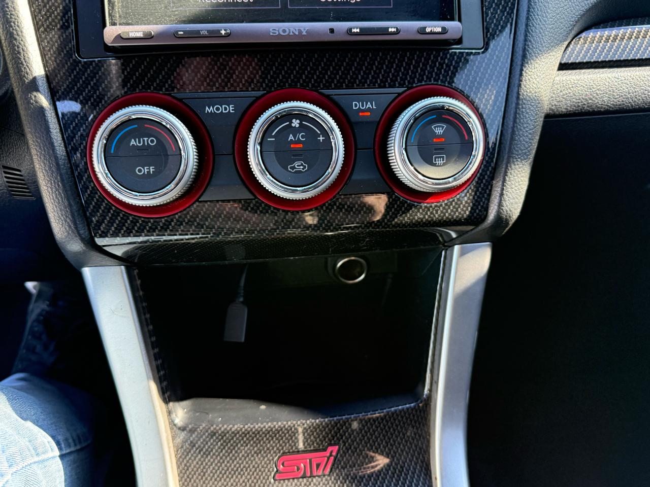 Subaru WRX STI 4dr Sdn Launch Edition 2015