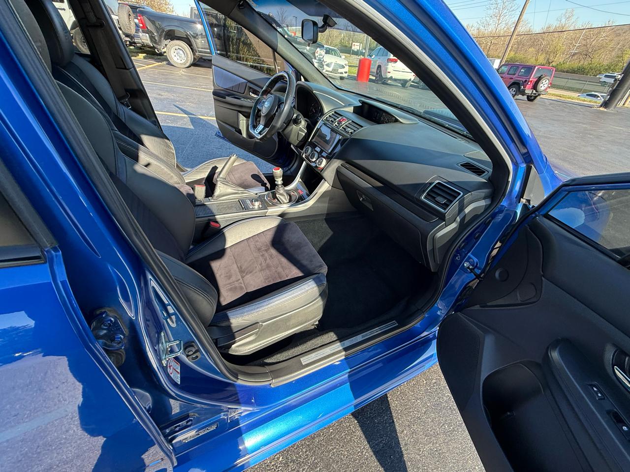 Subaru WRX STI 4dr Sdn Launch Edition 2015