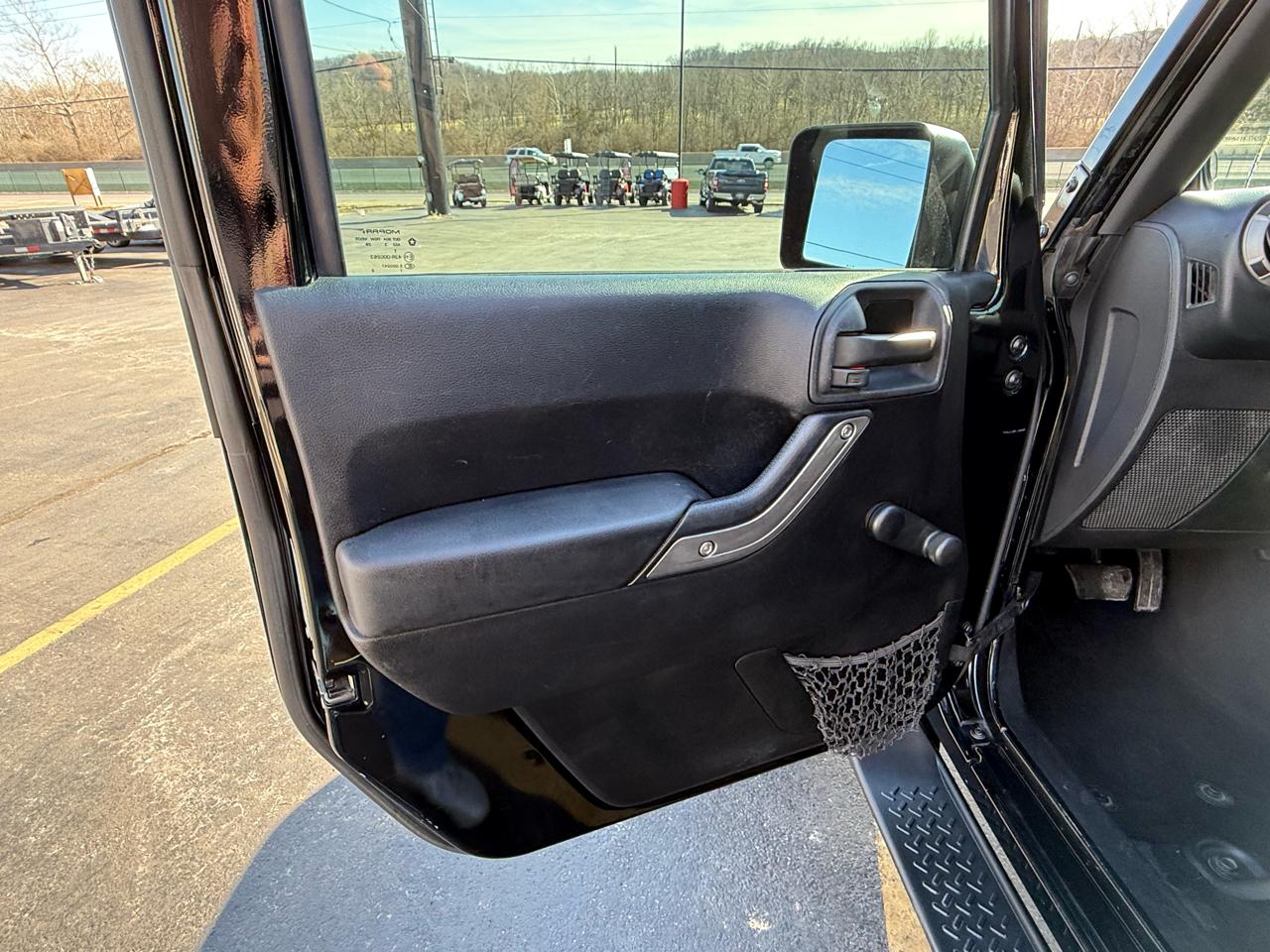 Jeep Wrangler Unlimited 4WD 4dr Sport 2014