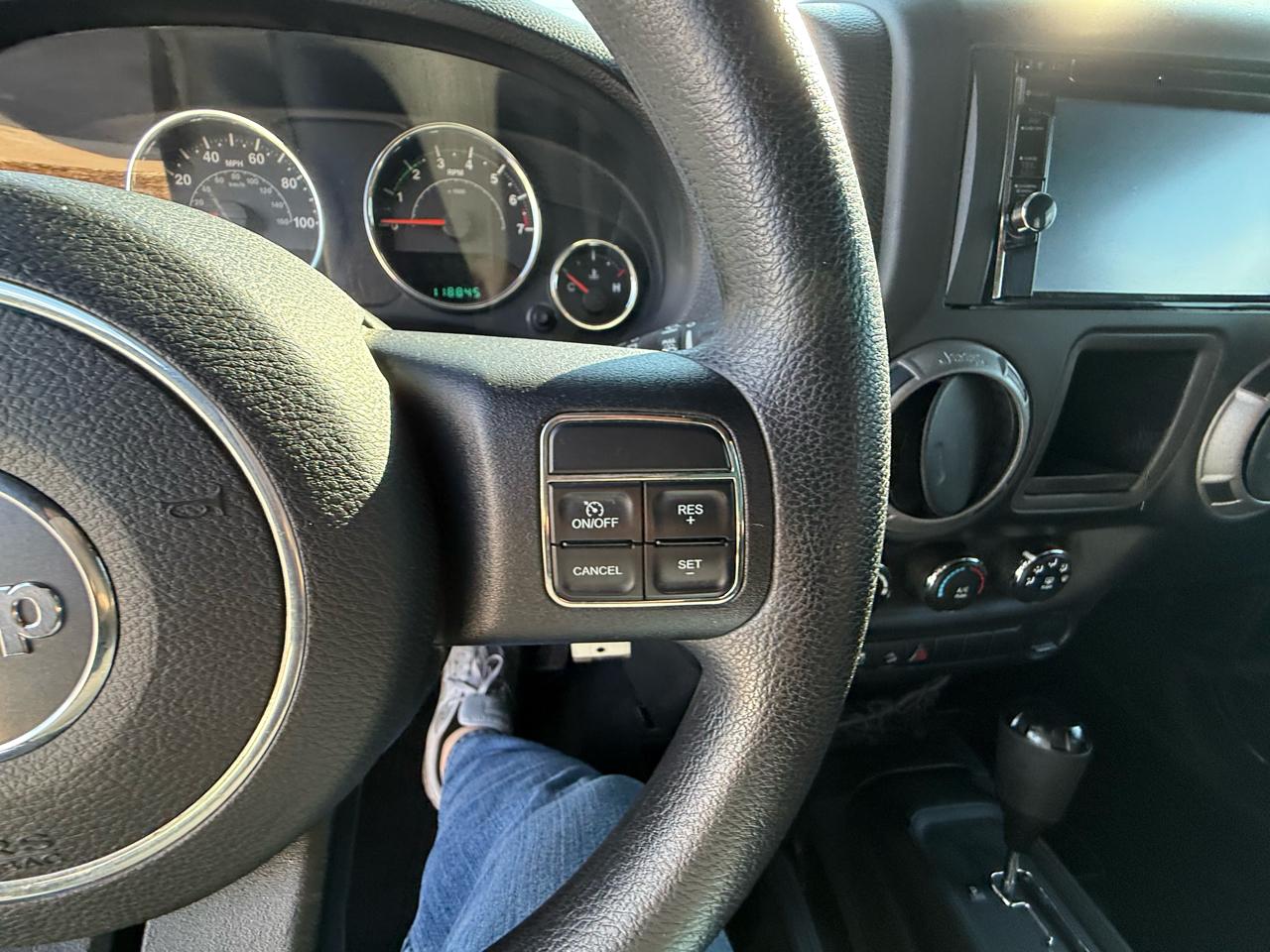 Jeep Wrangler Unlimited 4WD 4dr Sport 2014