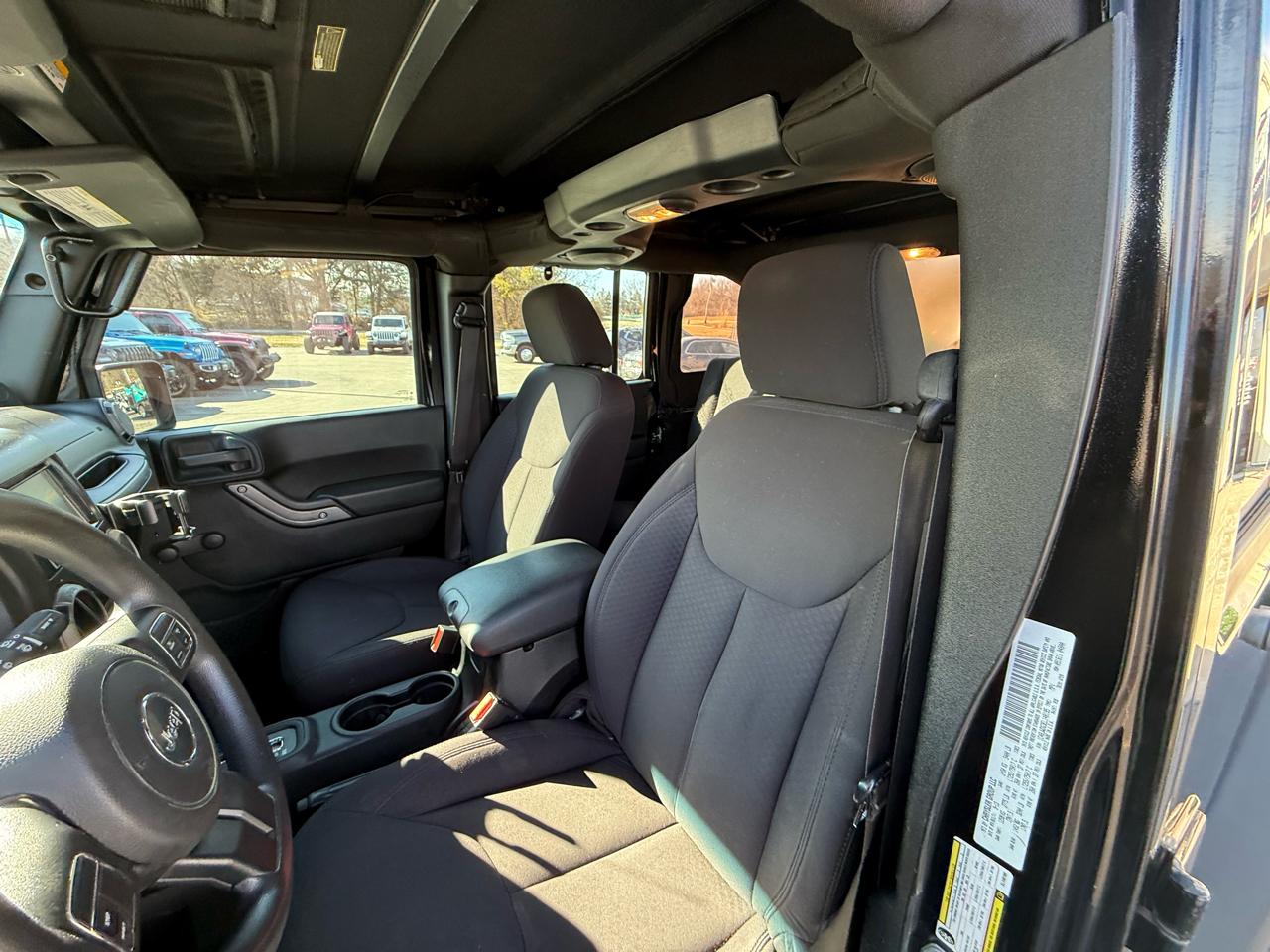 Jeep Wrangler Unlimited 4WD 4dr Sport 2014