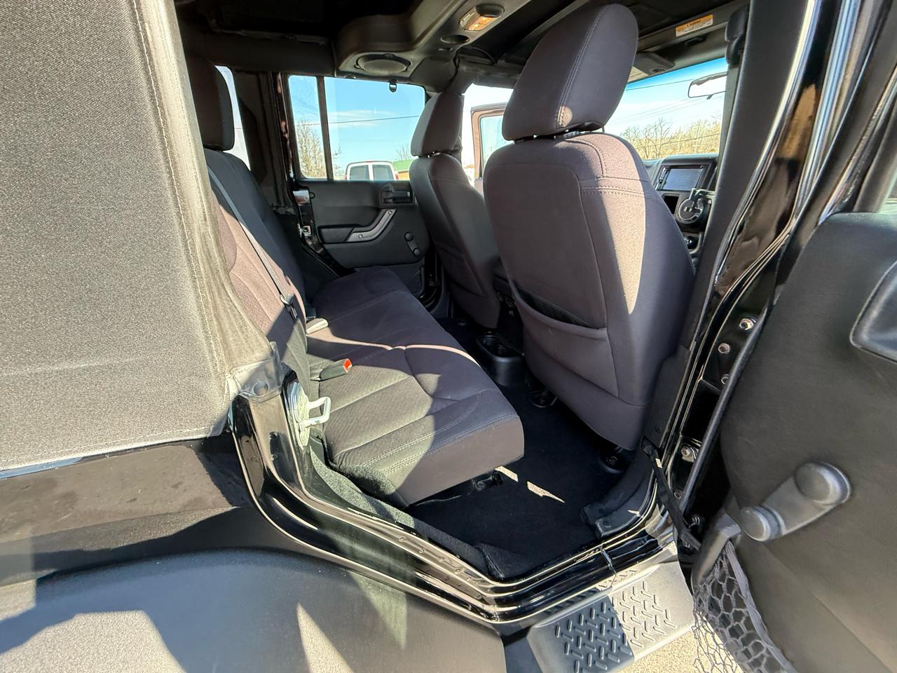 Jeep Wrangler Unlimited 4WD 4dr Sport 2014