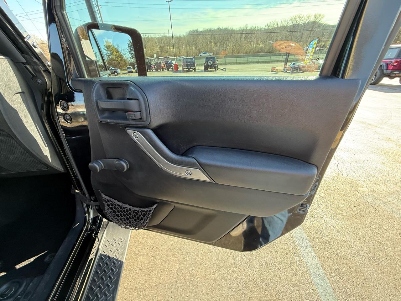 Jeep Wrangler Unlimited 4WD 4dr Sport 2014