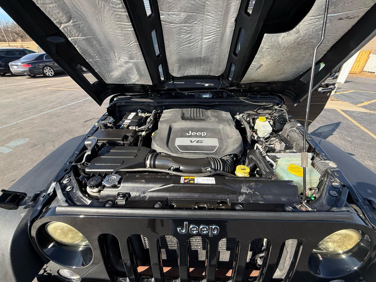 Jeep Wrangler Unlimited 4WD 4dr Sport 2014