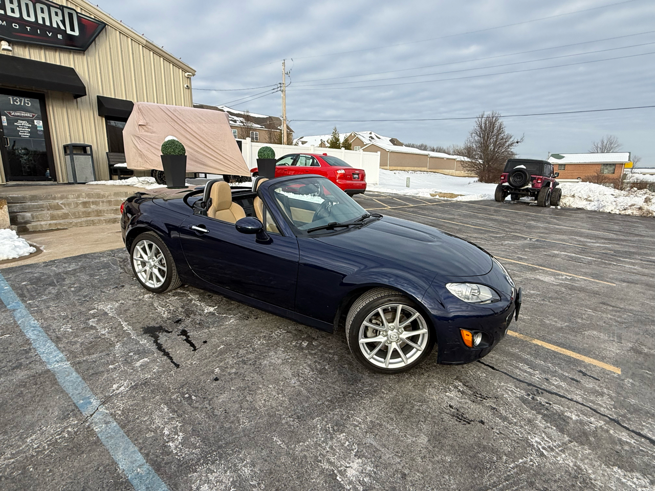Mazda MX-5 Miata  2012