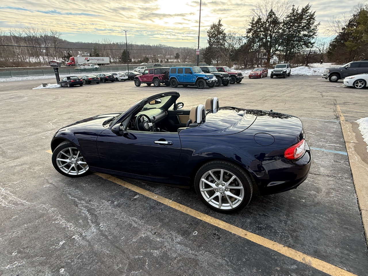 Mazda MX-5 Miata  2012