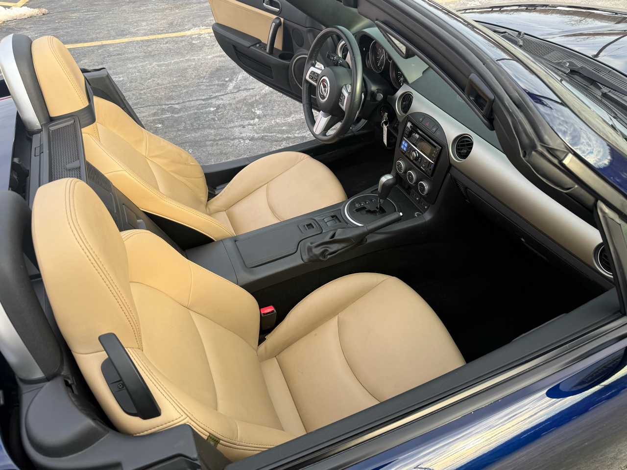 Mazda MX-5 Miata  2012