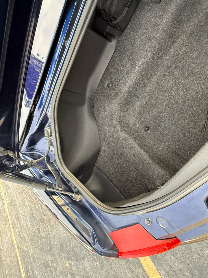 Mazda MX-5 Miata  2012