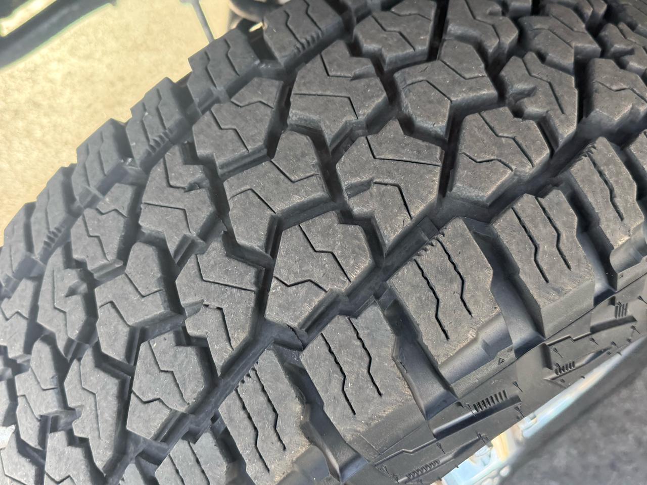 RAM 3500 SLT 4x4 Reg Cab 8' Box 2018