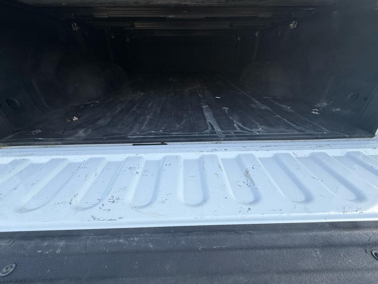 RAM 3500 SLT 4x4 Reg Cab 8' Box 2018