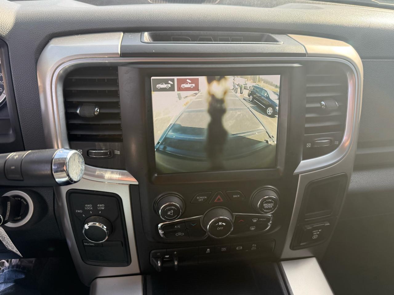 RAM 3500 SLT 4x4 Reg Cab 8' Box 2018