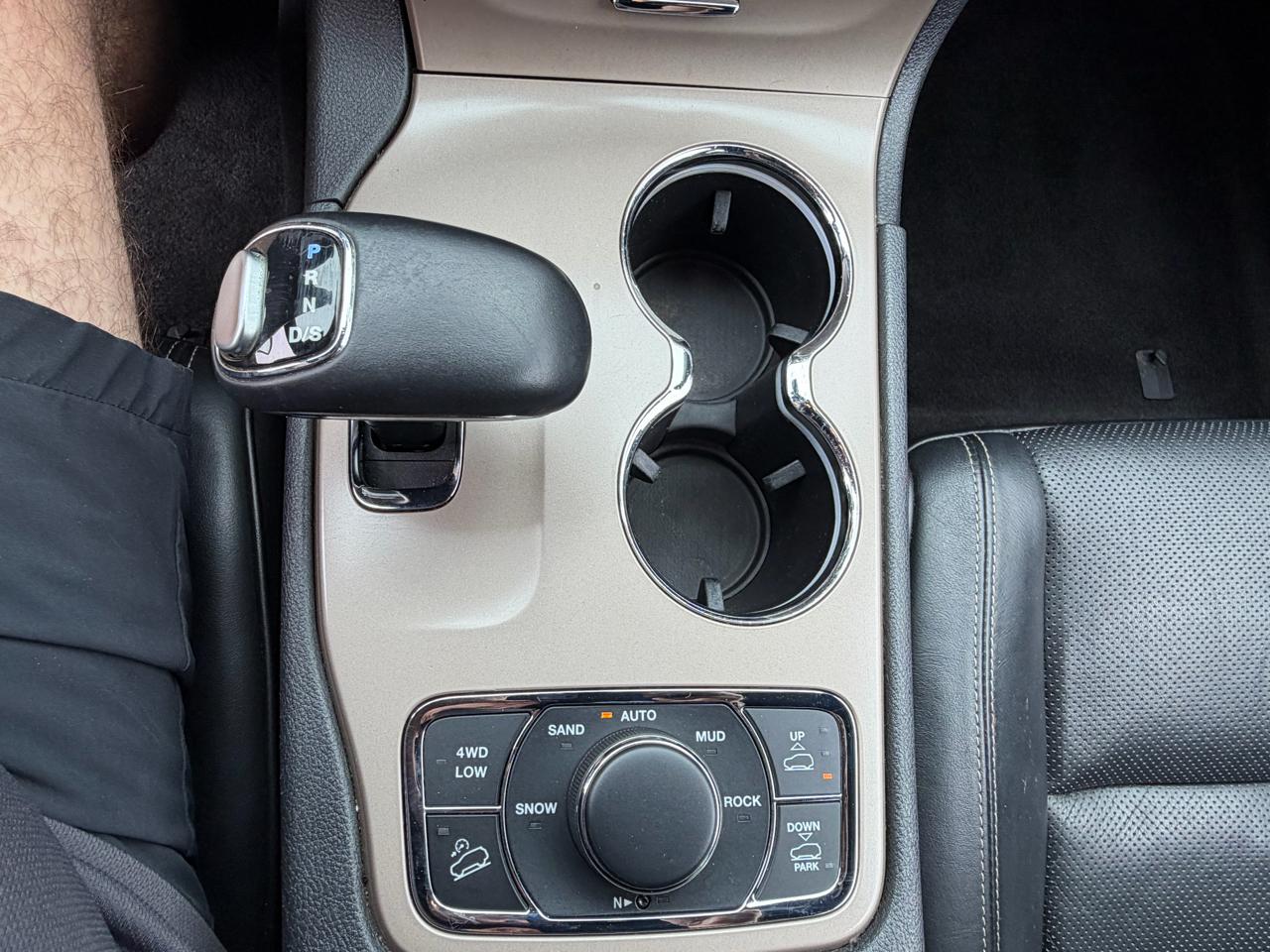 Jeep Grand Cherokee 4WD 4dr Overland 2015