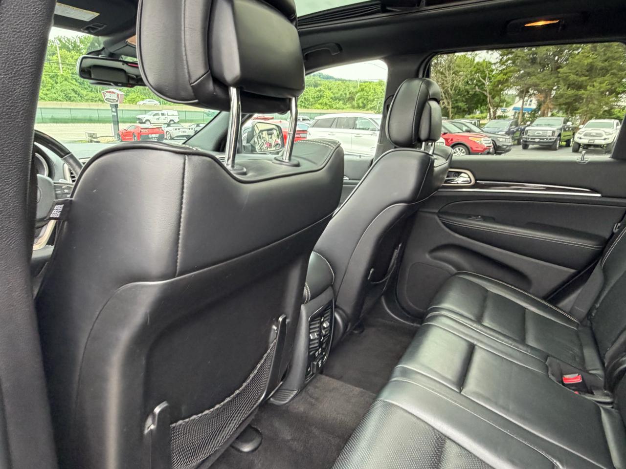 Jeep Grand Cherokee 4WD 4dr Overland 2015