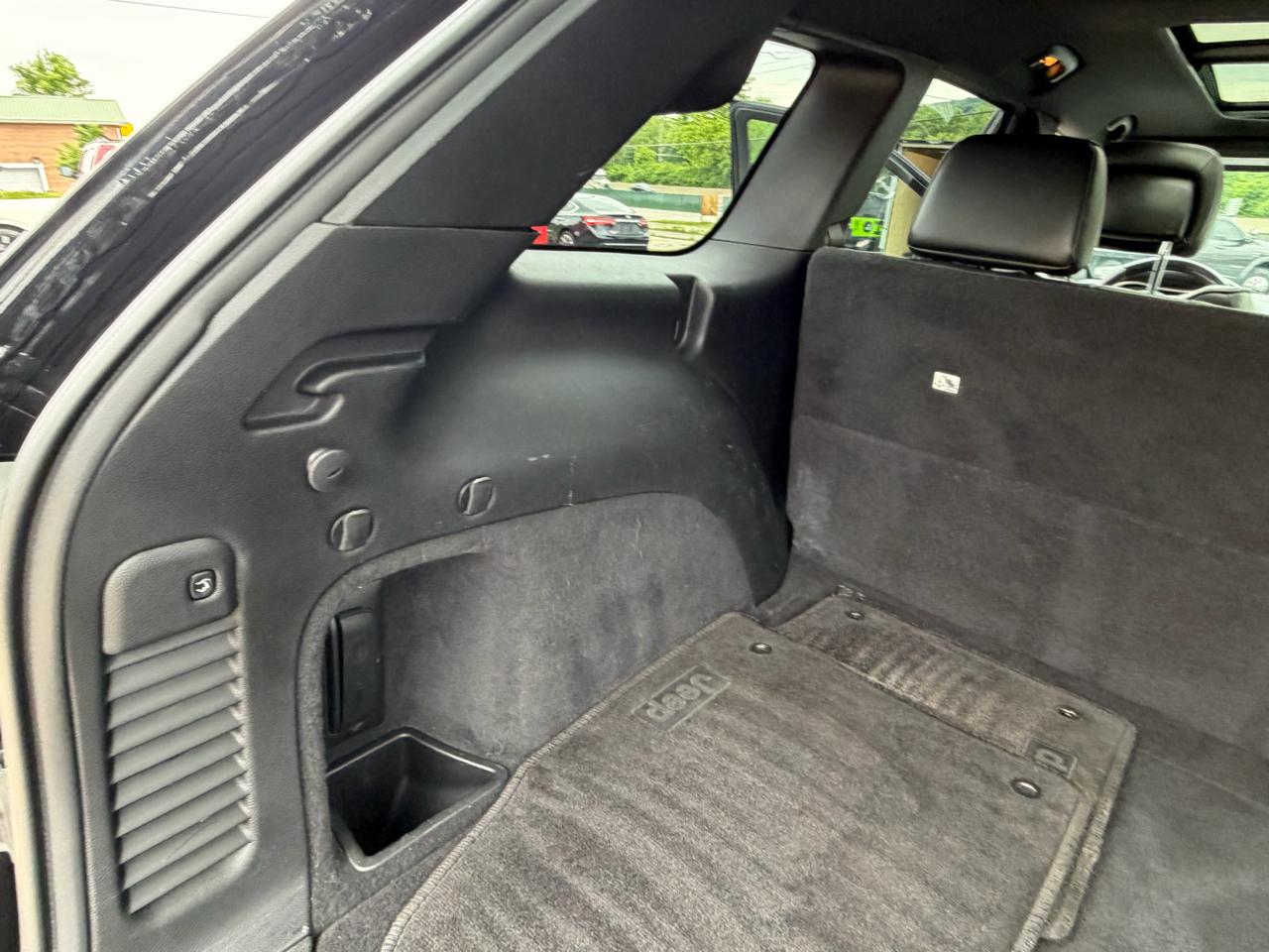 Jeep Grand Cherokee 4WD 4dr Overland 2015