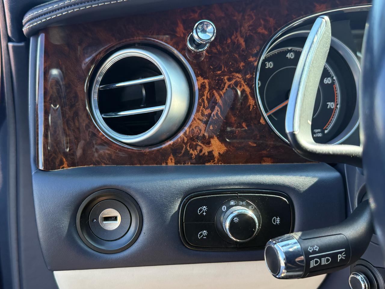 Bentley Flying Spur  2016