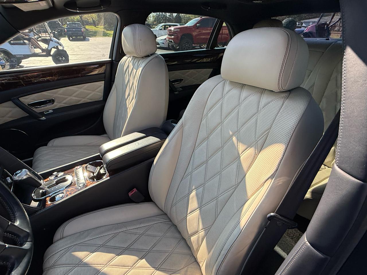 Bentley Flying Spur  2016