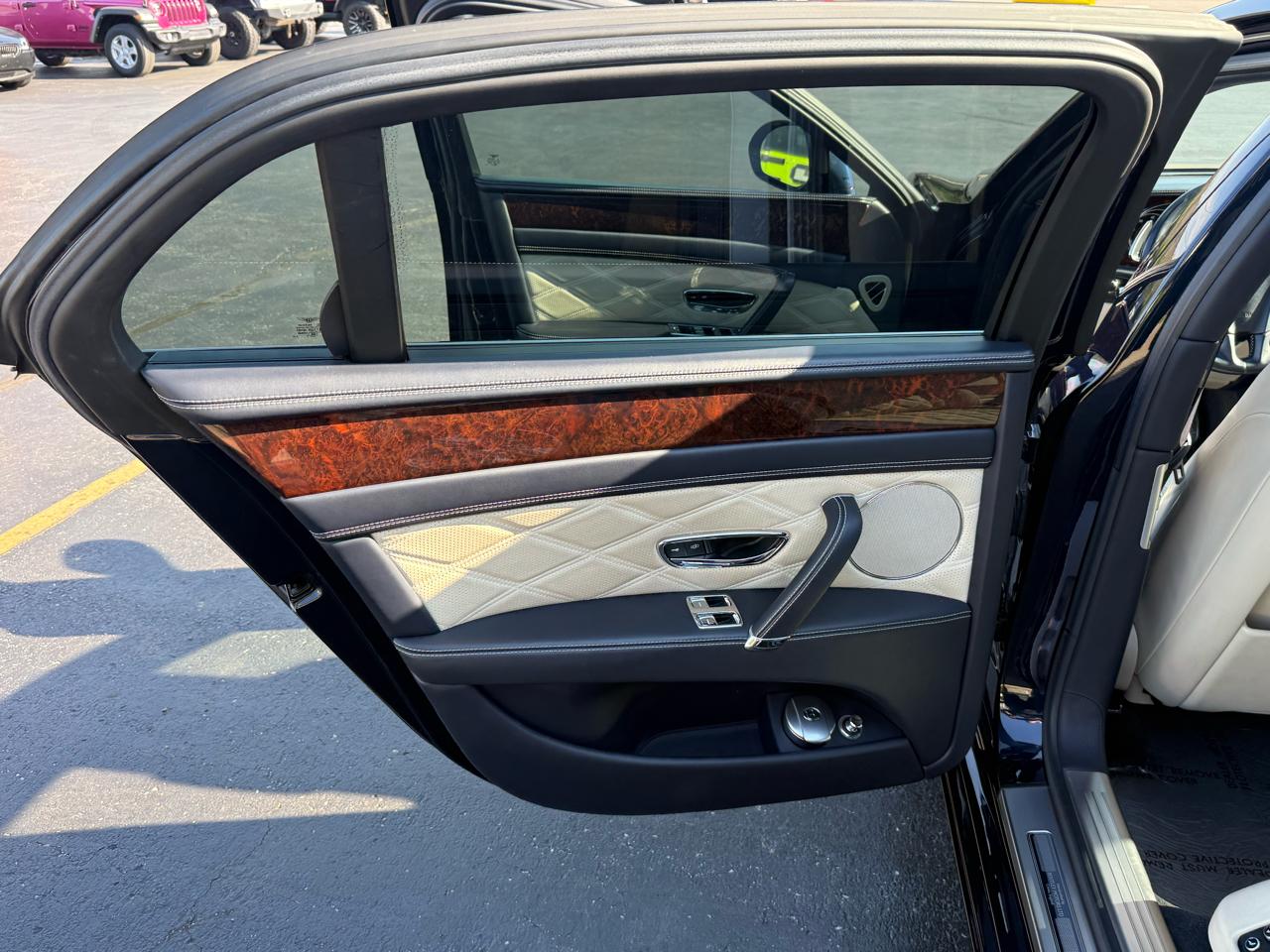 Bentley Flying Spur  2016